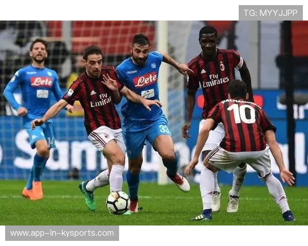 亚特兰大客场取胜，继续冲击欧战席位，亚特兰大攻势足球